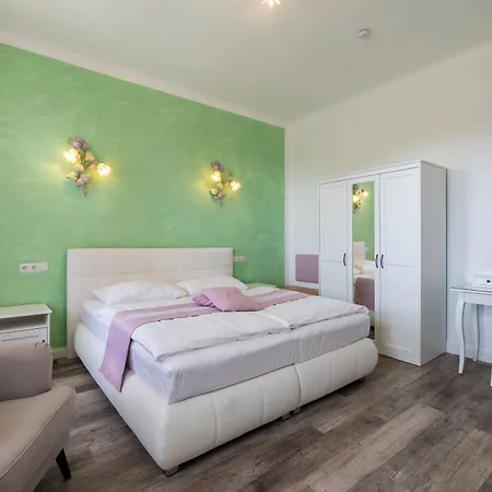 Albizia-apartments Appartamento Baden bei Wien