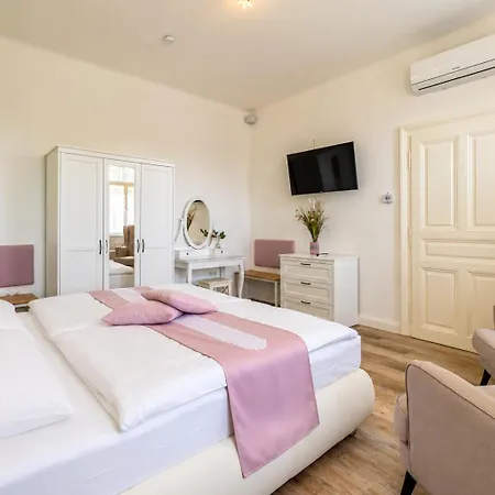 Albizia-apartments Apartman Baden